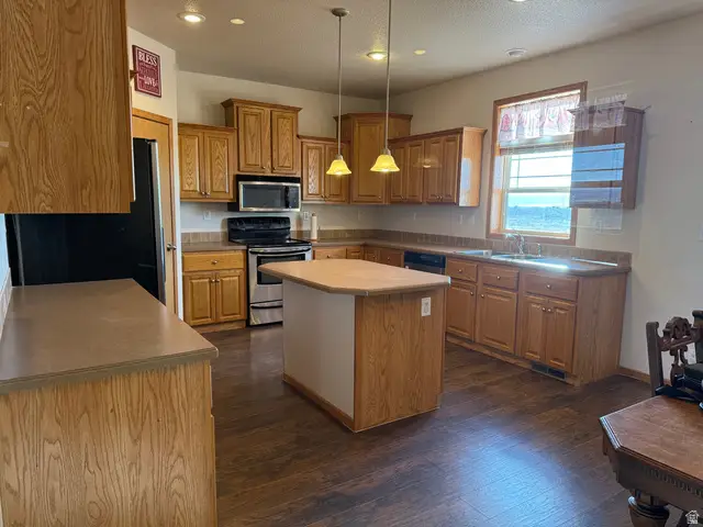 1165 N Ucolo Rd, Monticello, UT 84535 - #3