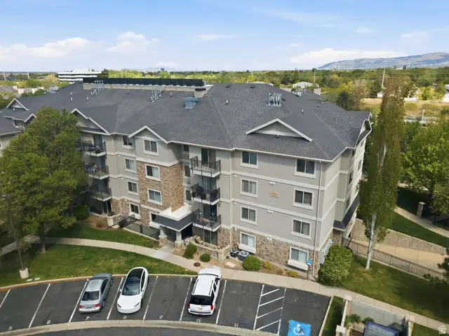 1205 E Privet Dr #102, Cottonwood Heights, UT 84121 - #1