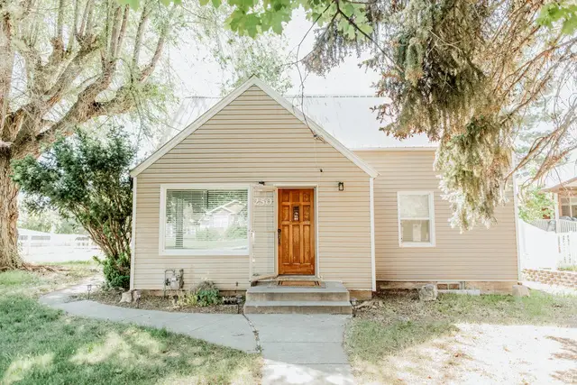 250 S 300 E, Hyrum, UT 84319 - #2