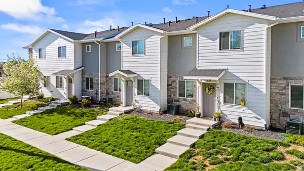 424 E Canfield Dr N, Ogden, UT 84404