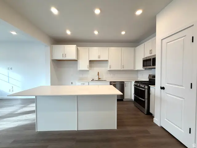 2946 N Lone Pine St #661, Eagle Mountain, UT 84005 - #2