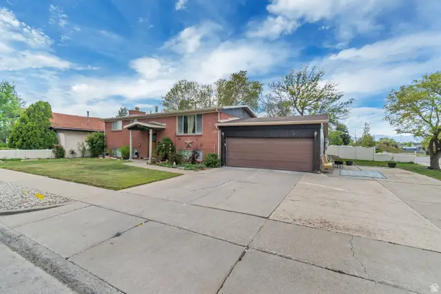 7470 S Ramanee Dr Dr E, Midvale, UT 84047 - #3