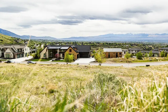 7141 S City View Dr E #10, Cottonwood Heights, UT 84121 - #1