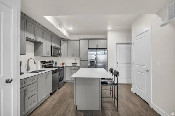 2101 N Main St #409, Sunset, UT 84015