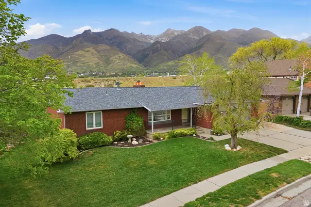 8923 S Cobblecrest Ln E, Sandy, UT 84093 - #1