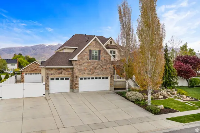 171 S Preston St, Kaysville, UT 84037 - #3