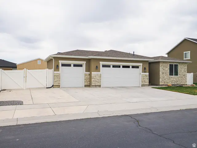 868 E Cliffrose Dr, Eagle Mountain, UT 84005 - #2