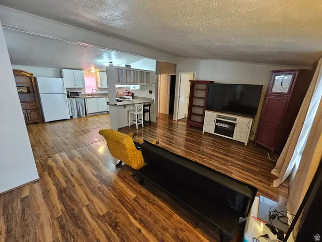 461 W 9260 S #18, Sandy, UT 84070 - #3