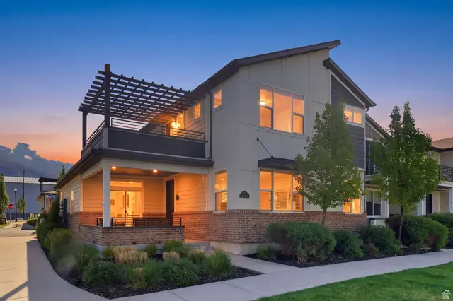 11 S Rio Grand Ave, Farmington, UT 84025 - #1