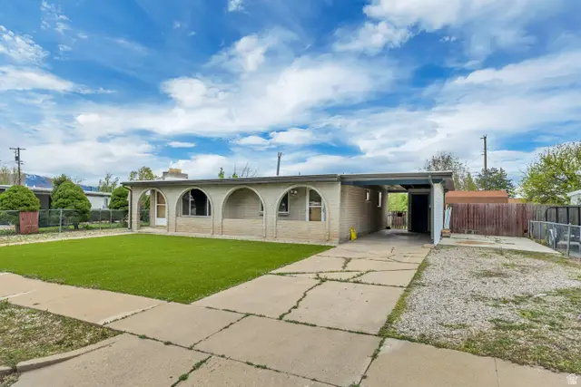 1995 Clyde St, Layton, UT 84041 - #2