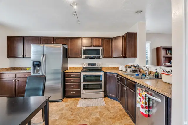 156 W Carrick Dr, South Salt Lake, UT 84115 - #3