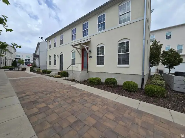 5353 W Kobal Ln, South Jordan, UT 84009 - #1