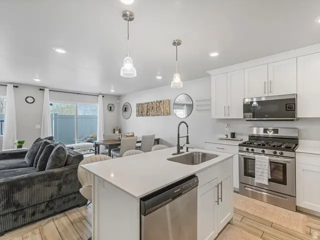 6534 S Aspen Ln, South Weber, UT 84405 - #3