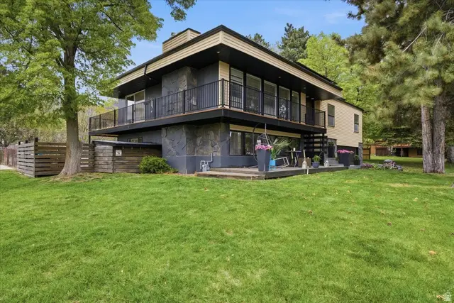 2677 E Grandview Dr S, Sandy, UT 84092 - #2