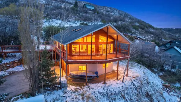 4186 Oakview Dr, Coalville, UT 84017