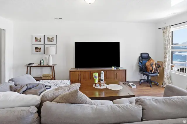 230 N 900 W, Salt Lake City, UT 84116 - #3