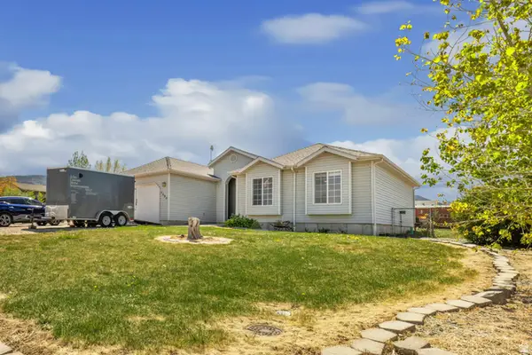 1590 E Highland Trails Rd, Enoch, UT 84721