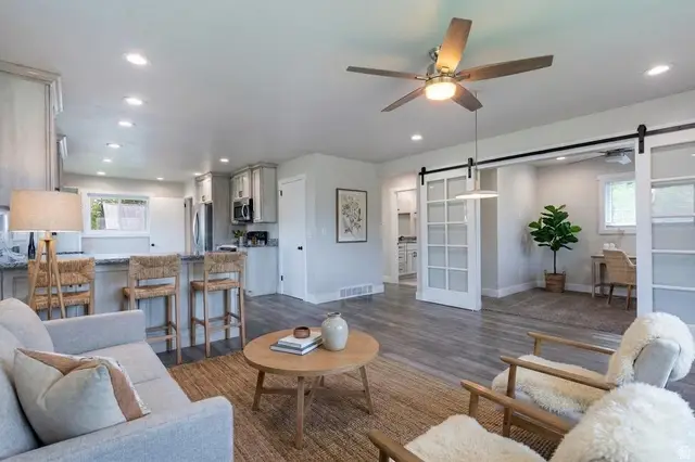 988 E 2200 N, North Logan, UT 84341 - #3