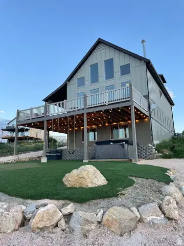 650 N Cambry Dr, Garden City, UT 84028 - #2