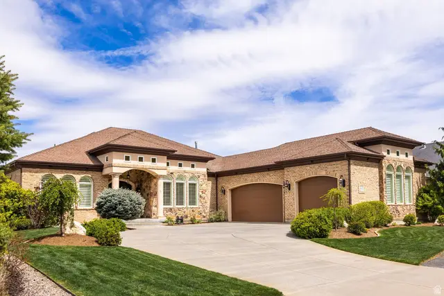 802 Eaglepointe Dr, North Salt Lake, UT 84054 - #1