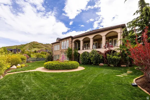 802 Eaglepointe Dr, North Salt Lake, UT 84054 - #2