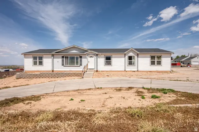 1637 E Midvalley Rd, Enoch, UT 84721 - #1
