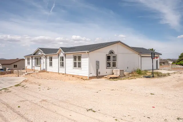 1637 E Midvalley Rd, Enoch, UT 84721 - #2