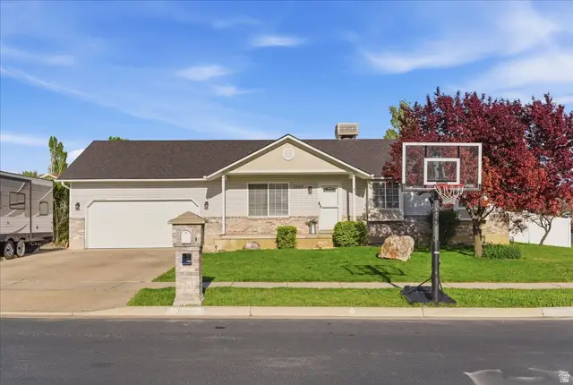 2185 S 2325 W, Syracuse, UT 84075 - #2