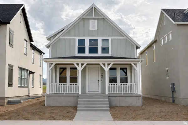 7027 W Lake Ave, South Jordan, UT 84009