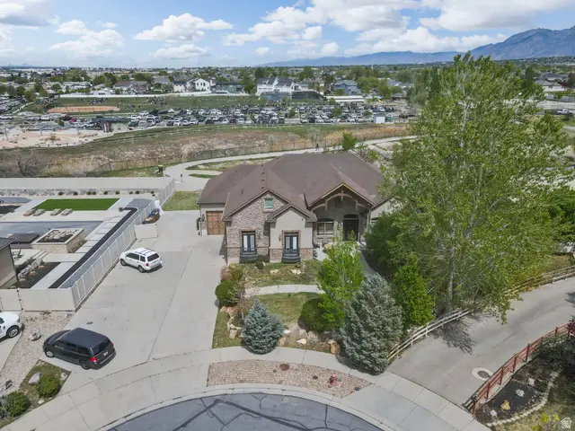 217 E Scenic Peak Cv, Draper, UT 84020 - #1