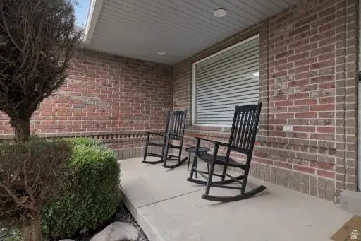 1097 W Snowflake Cir S, South Jordan, UT 84095 - #3