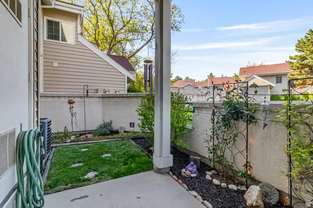 5438 S Spinnaker Row W, Salt Lake City, UT 84123 - #3