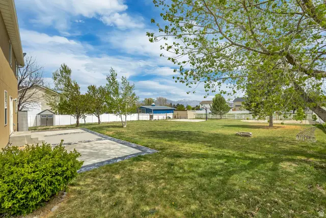6137 W Triple Crown Ln S, Herriman, UT 84096 - #3
