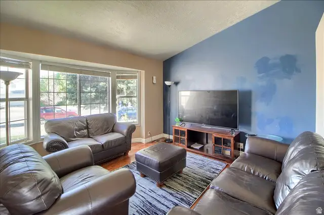 5635 W Walnut Ridge Cir S, Salt Lake City, UT 84118 - #3