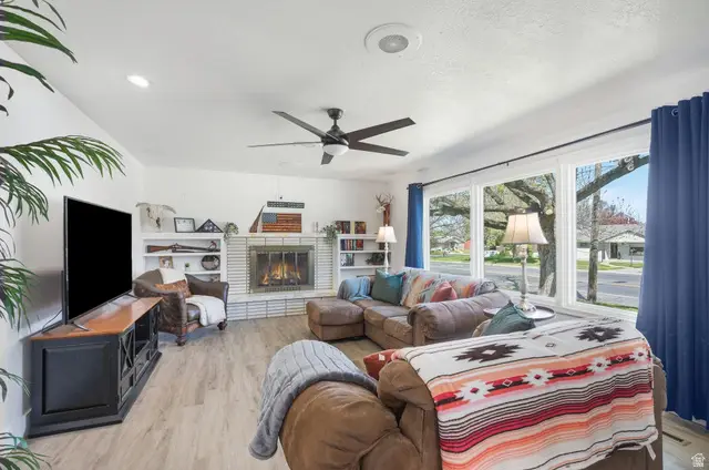 466 W 200 N, Logan, UT 84321 - #3