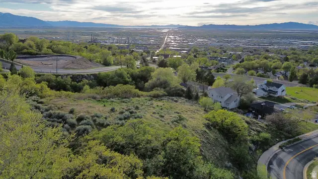 601 Oakview Ct, North Salt Lake, UT 84054 - #3