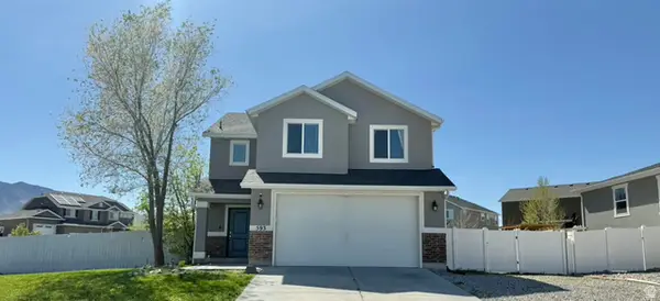 593 W Fireside Ln, Stansbury Park, UT 84074