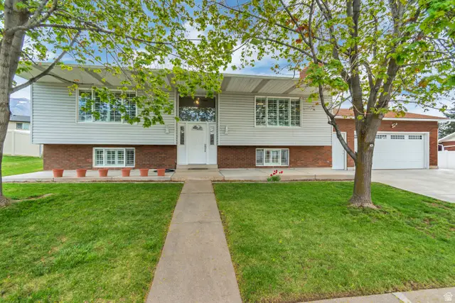 634 N Adamswood Rd, Layton, UT 84040 - #2