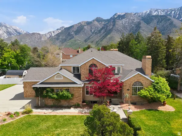 5 Quietwood Ln, Sandy, UT 84092