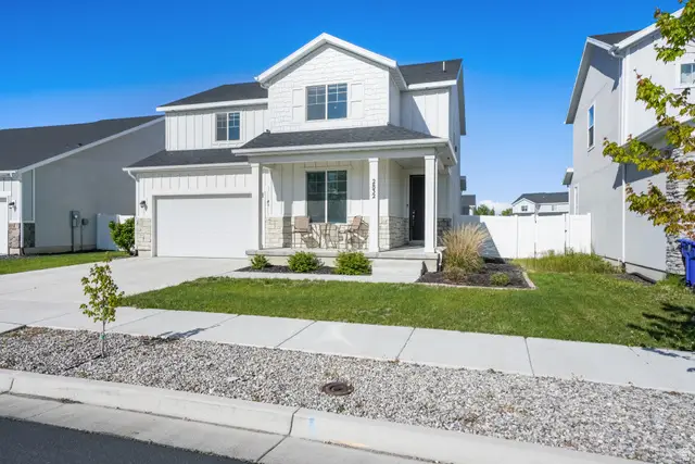2832 S Shoreline Dr W, Syracuse, UT 84075 - #2