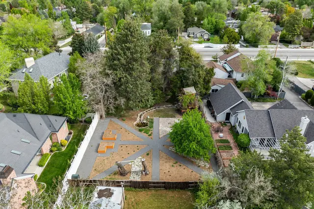 1726 E Vine St S, Murray, UT 84121 - #3