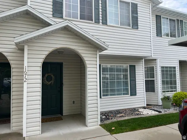 1672 S Canyonwoods E, Ogden, UT 84404 - #1