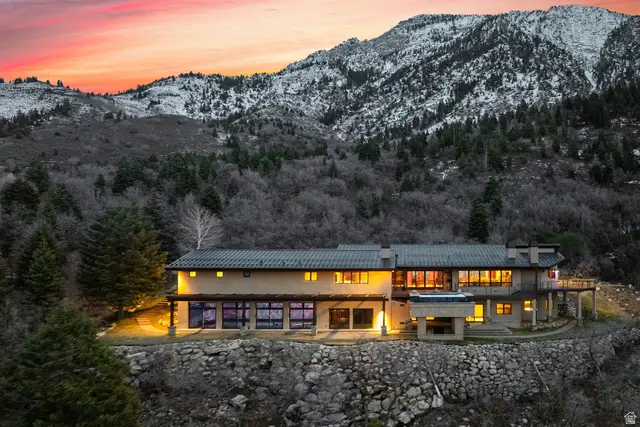 4552 S Zarahemla Dr E, Millcreek, UT 84124 - #2