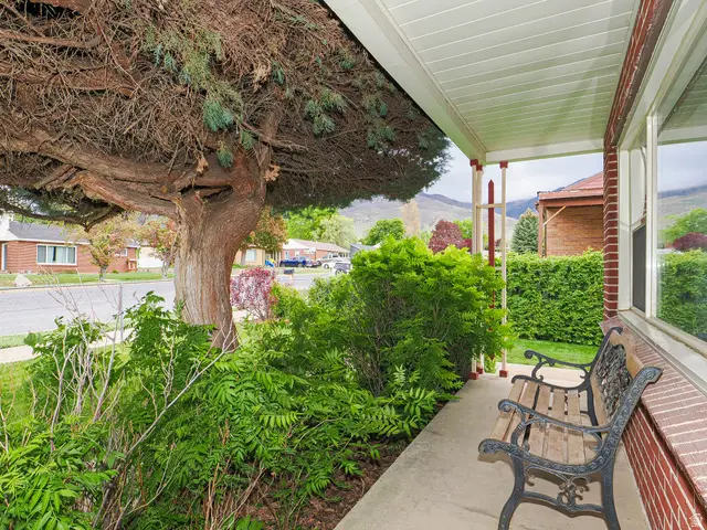 610 E 150 S, Kaysville, UT 84037 - #3