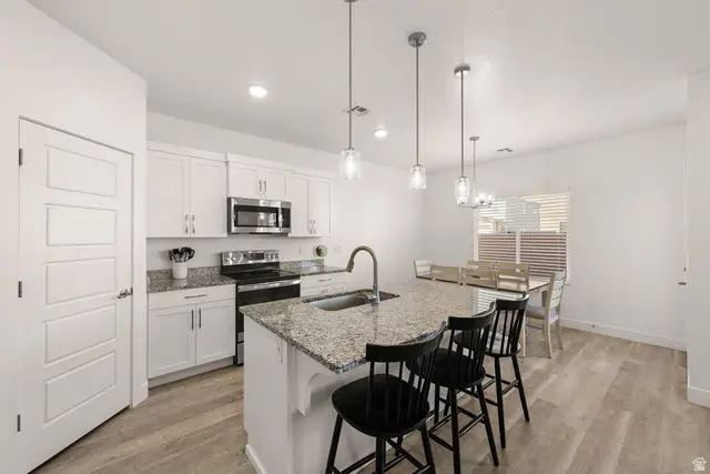 552 S Stewart Cv, Washington, UT 84780 - #2