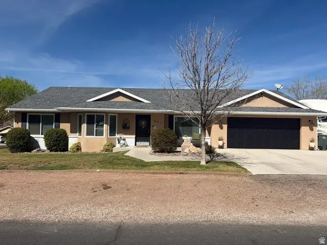 1021 E Elm St, Saint George, UT 84790 - #2