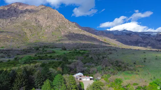 4423 N Majestic Cir, Pleasant View, UT 84414 - #2