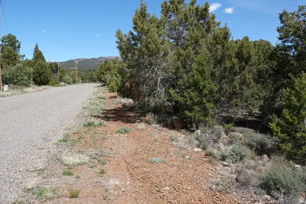 4700 N Moqui St #1, Boulder, UT 84716