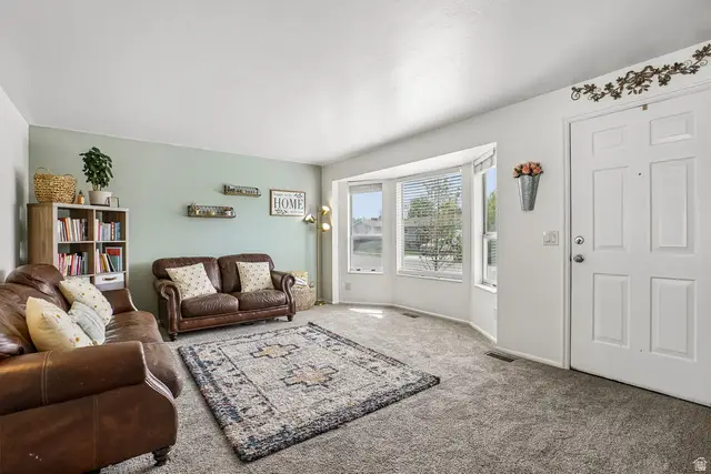 9571 S David St E, Sandy, UT 84070 - #3