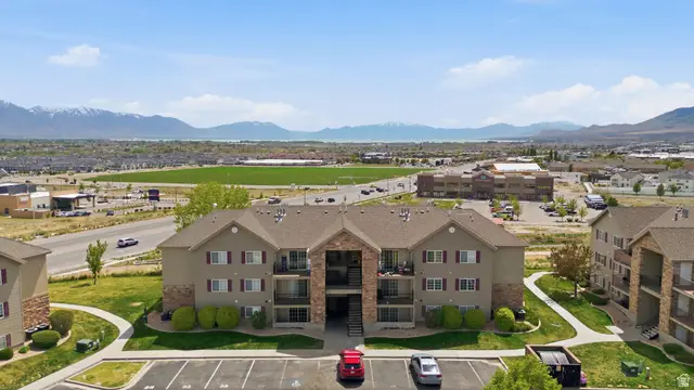 51 W Ridge Rd, Saratoga Springs, UT 84045 - #1